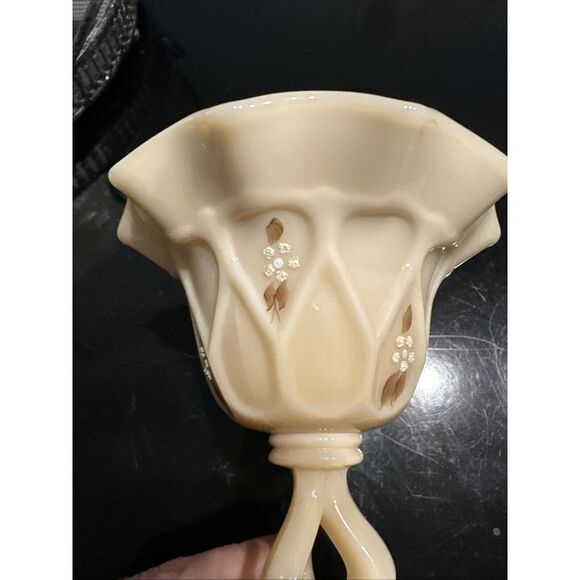 1979 Vtg Westmoreland Almond Custard Glass Pedestal Dish EUC Signed Sanders 5" - Picture 5 of 5